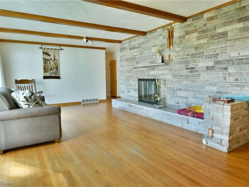 2521 Jennifer Drive, Poland, OH 44514 Photo 8