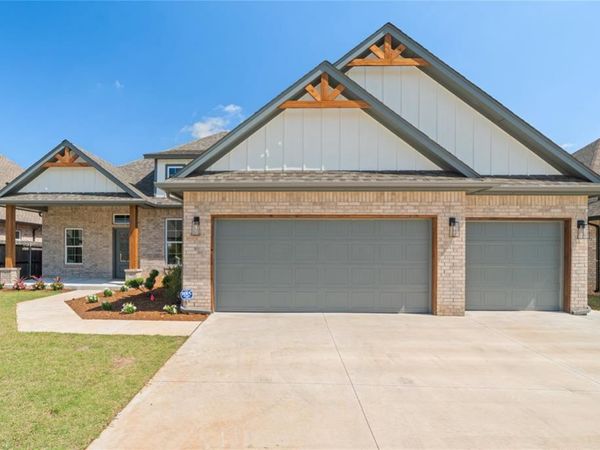 12017 SW 51st Street, Mustang, OK 73064