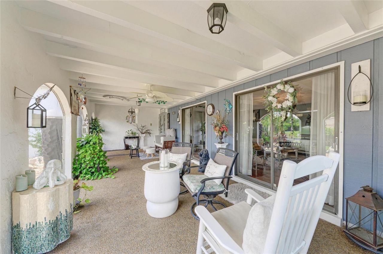 7236 Las Casas Dr , Sarasota, FL 34243 Photo