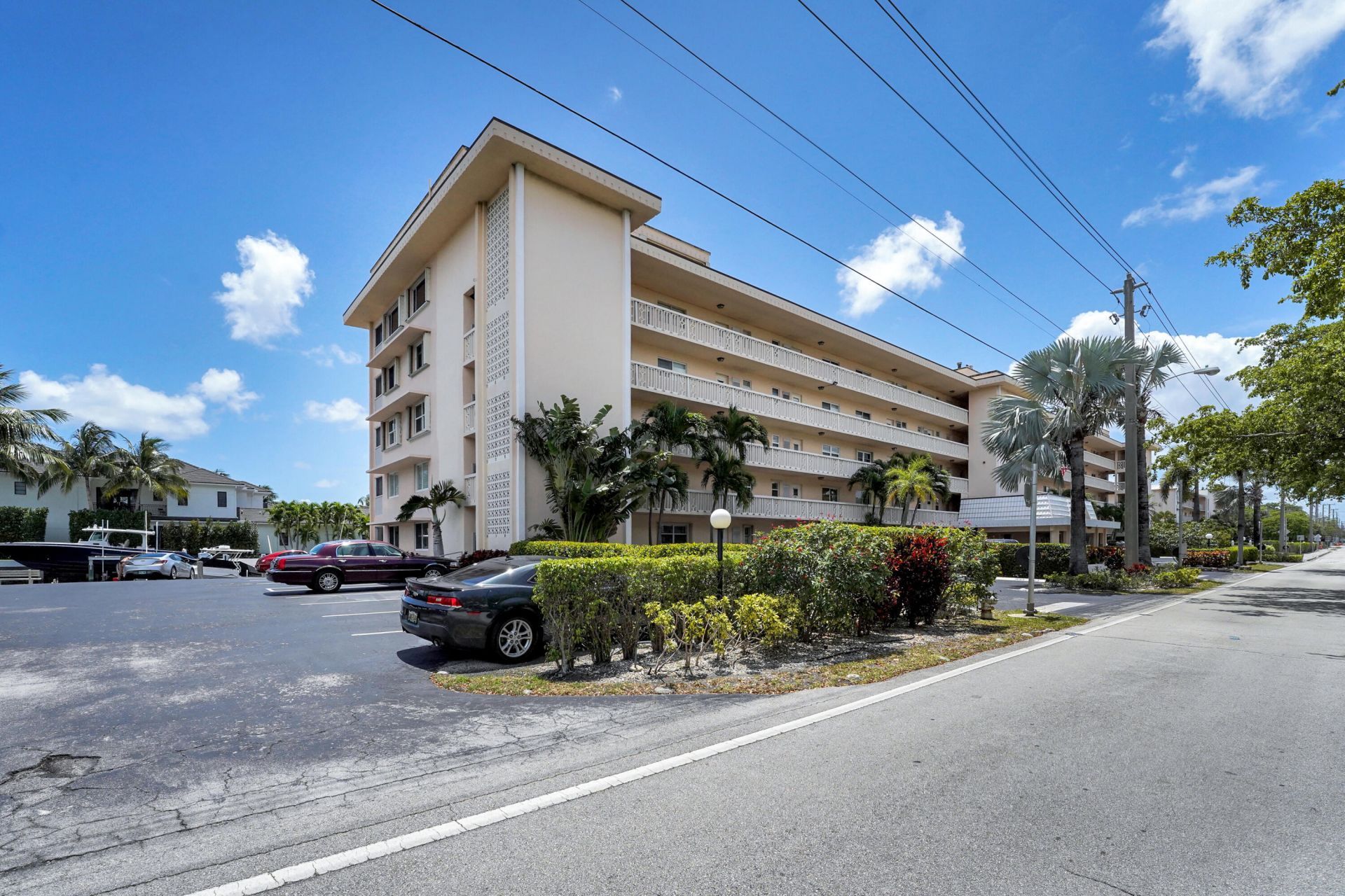 750 NE Spanish River Boulevard, Unit 102, Boca Raton, FL 33431 Photo