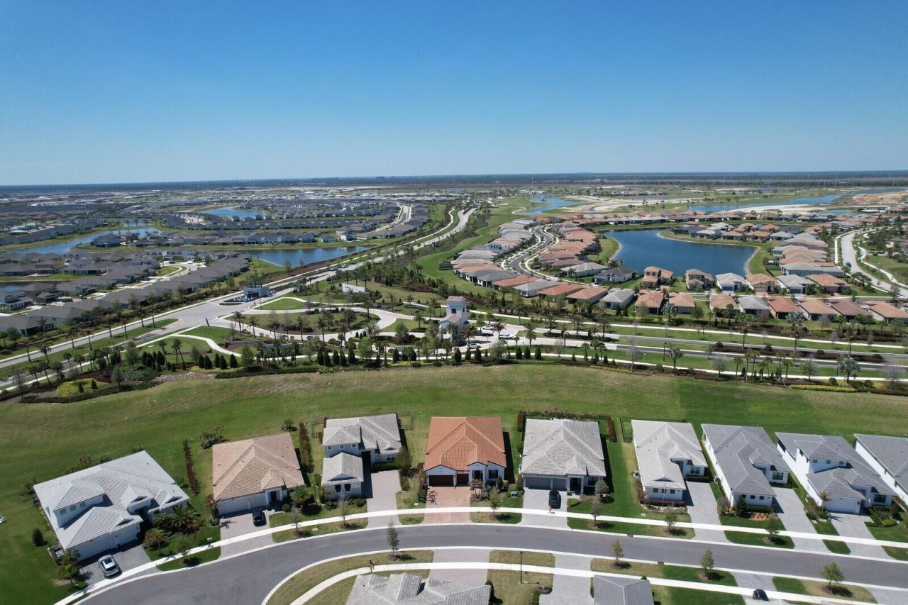 9204 SW Arco Way, Port Saint Lucie, FL 34987 Photo