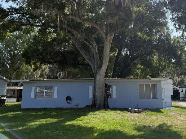 305 SE 5th Avenue, Okeechobee, FL 34974