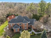 825 PERSIMMON Drive, Saint Charles, IL 60174 primary photo