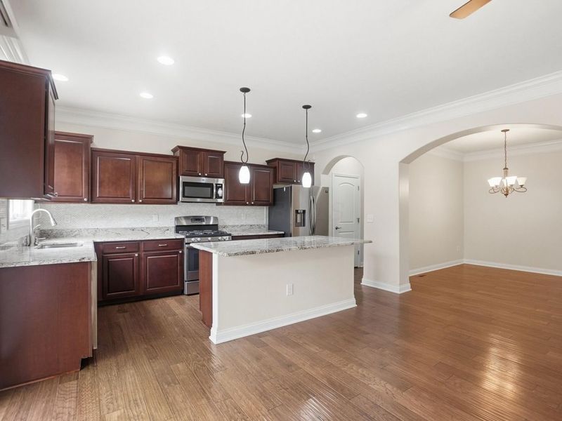 361 Cloverhill Drive, Galloway, OH 43119 Photo 11