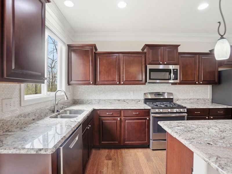 361 Cloverhill Drive, Galloway, OH 43119 Photo 14