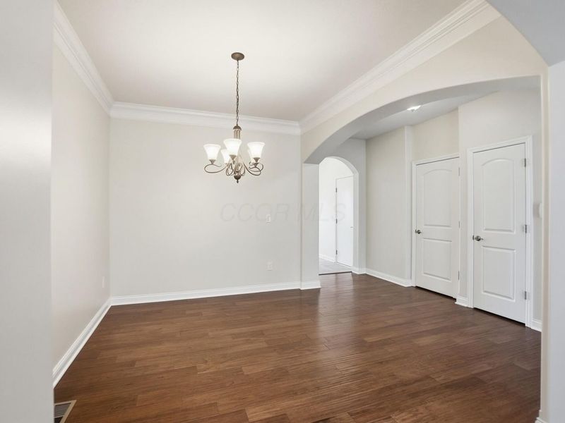 361 Cloverhill Drive, Galloway, OH 43119 Photo 18