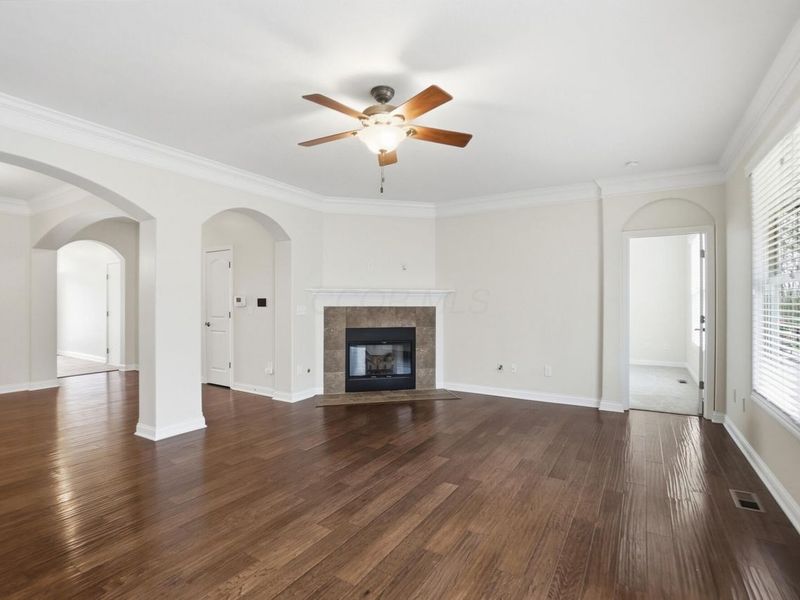 361 Cloverhill Drive, Galloway, OH 43119 Photo 5