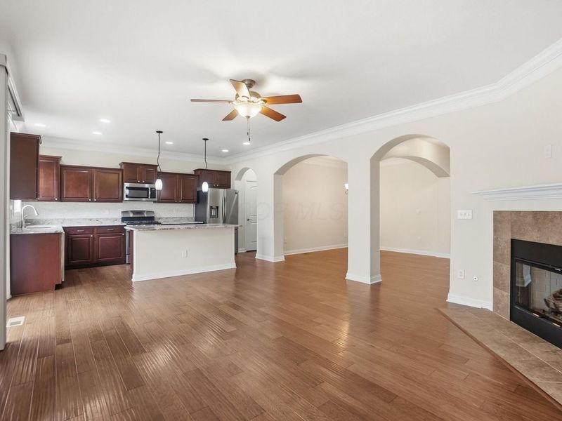 361 Cloverhill Drive, Galloway, OH 43119 Photo 7