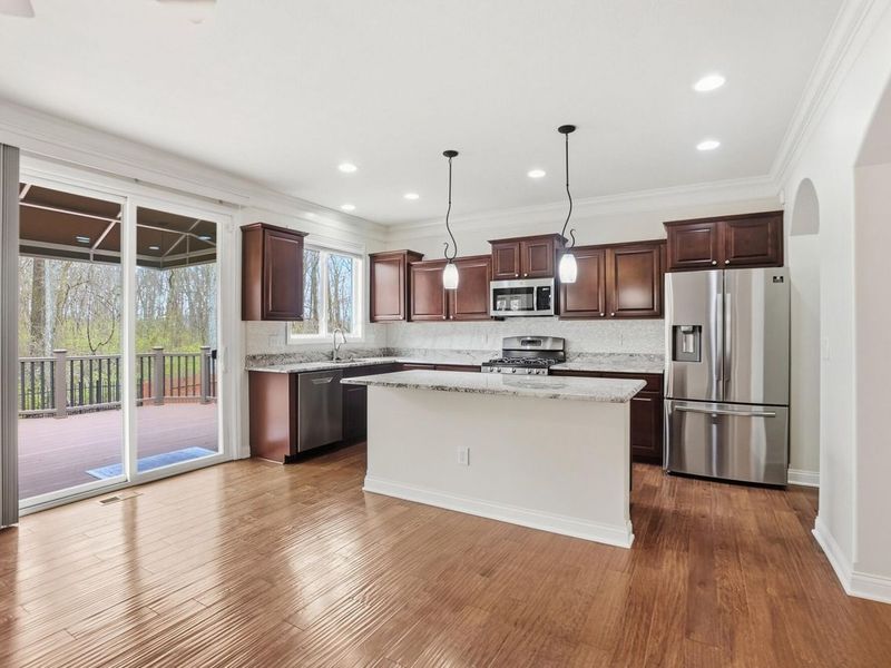 361 Cloverhill Drive, Galloway, OH 43119 Photo 9