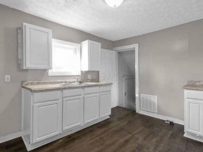 1371 E 23rd Avenue , Columbus, OH 43211 Photo 22