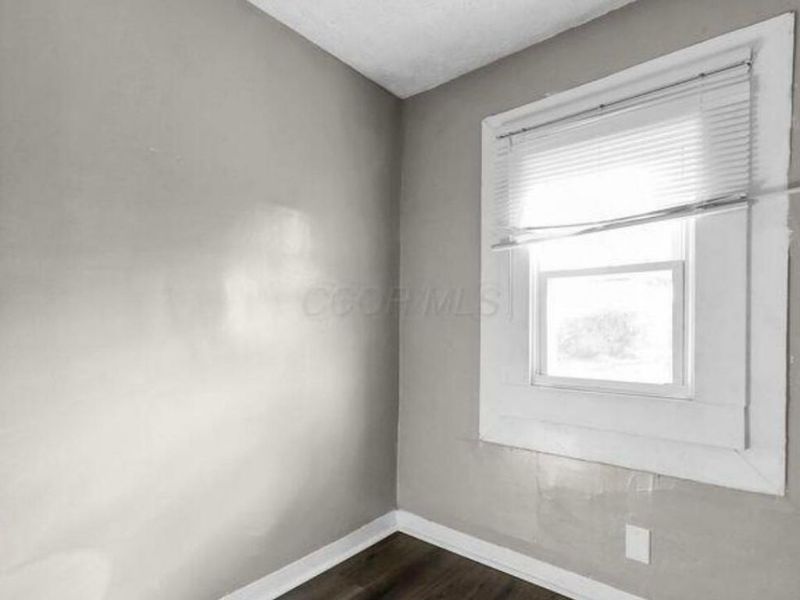 1371 E 23rd Avenue , Columbus, OH 43211 Photo 8