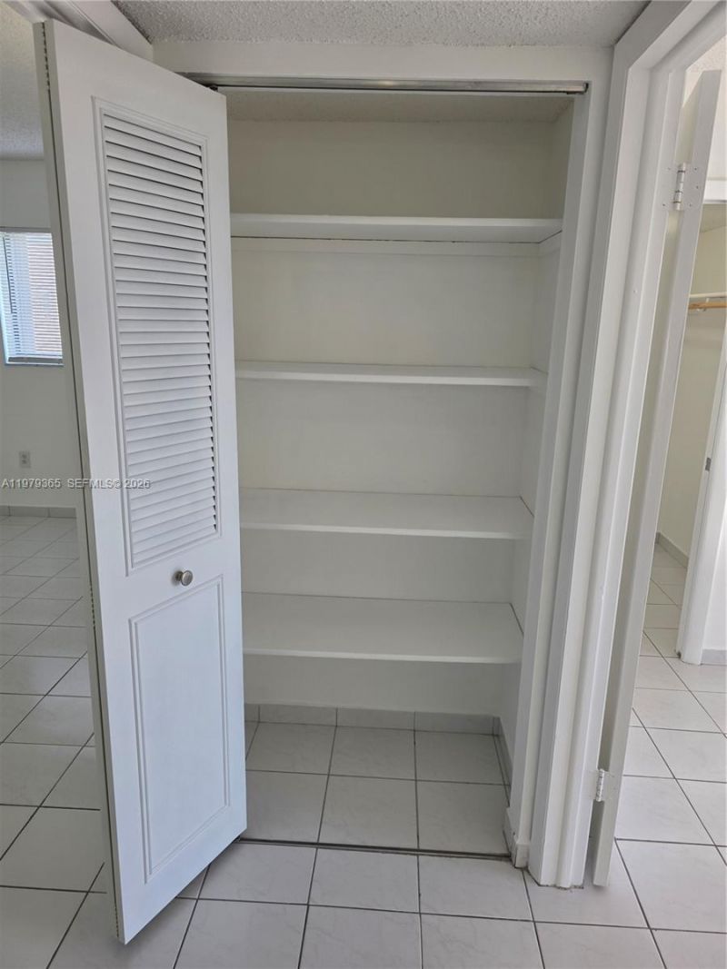 8015 SW 107th Ave, Unit 313, Miami, FL 33173 Photo