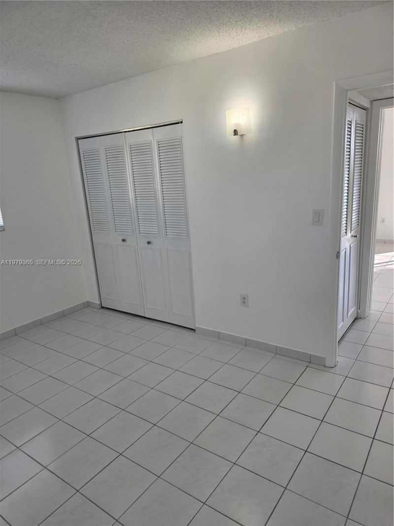 8015 SW 107th Ave, Unit 313, Miami, FL 33173 Photo