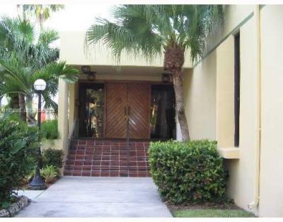 8015 SW 107th Ave, Unit 313, Miami, FL 33173 Photo