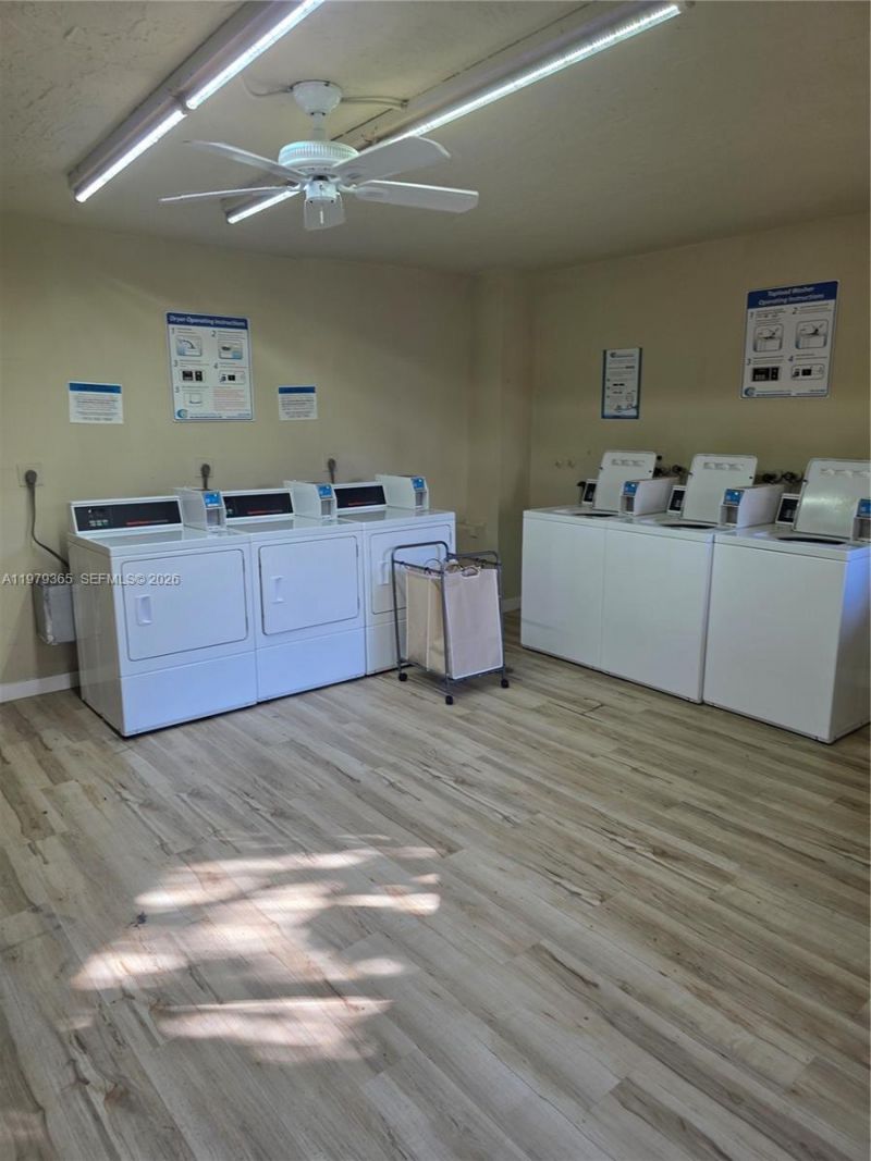 8015 SW 107th Ave, Unit 313, Miami, FL 33173 Photo