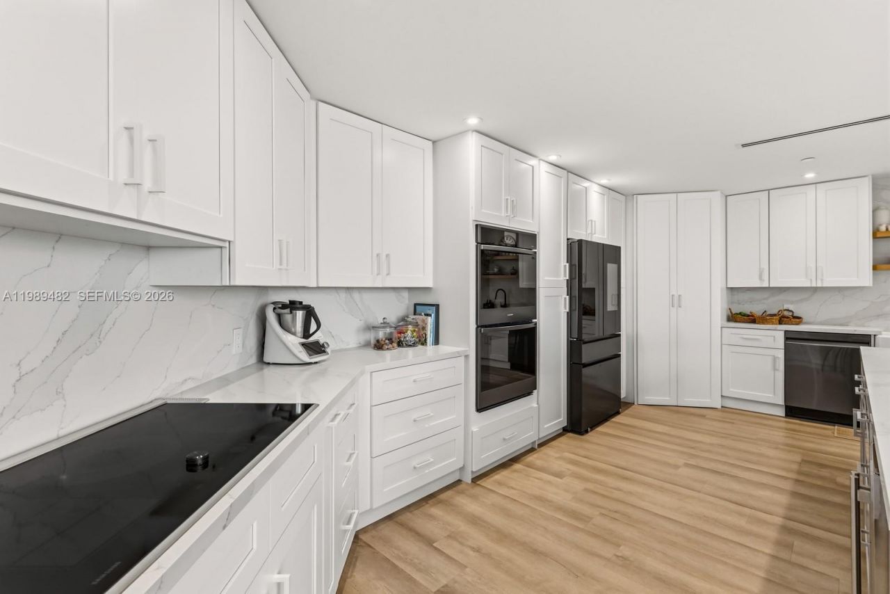 151 Crandon Blvd , Unit 1222, Key Biscayne, FL 33149 Photo