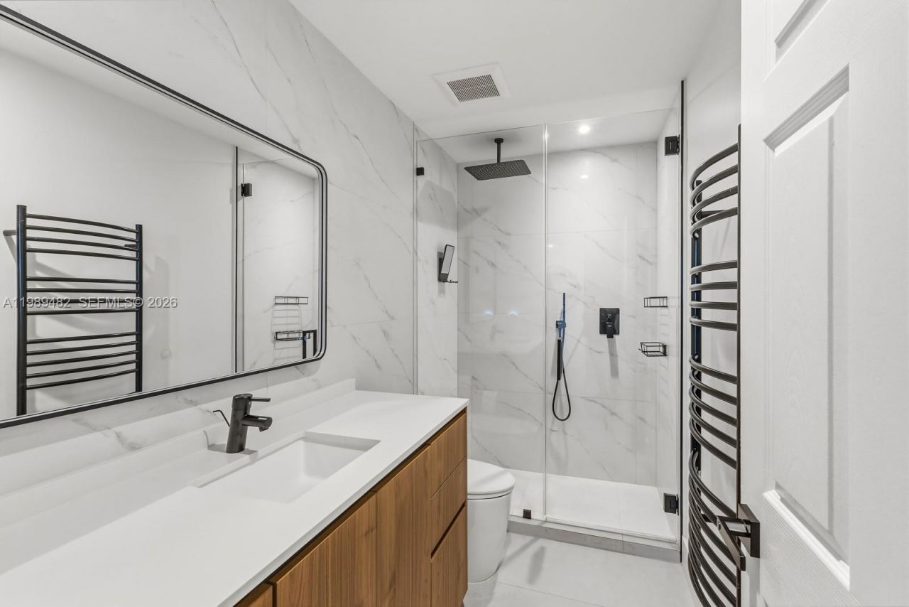 151 Crandon Blvd , Unit 1222, Key Biscayne, FL 33149 Photo