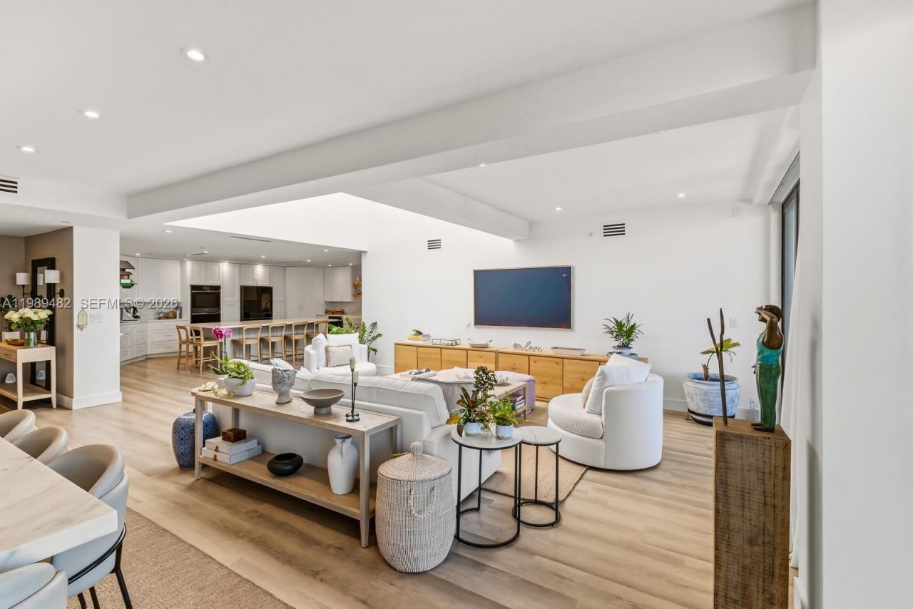 151 Crandon Blvd , Unit 1222, Key Biscayne, FL 33149 Photo