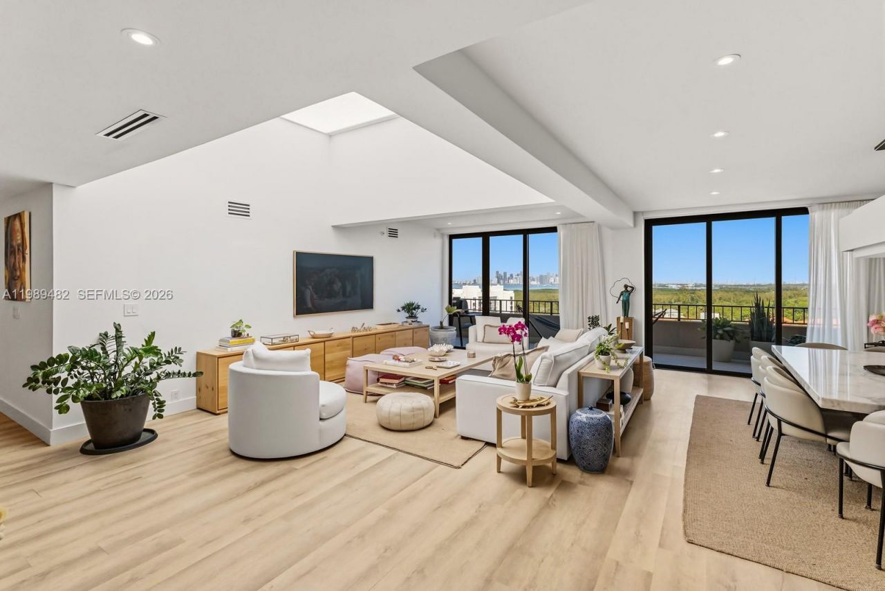 151 Crandon Blvd , Unit 1222, Key Biscayne, FL 33149 Photo