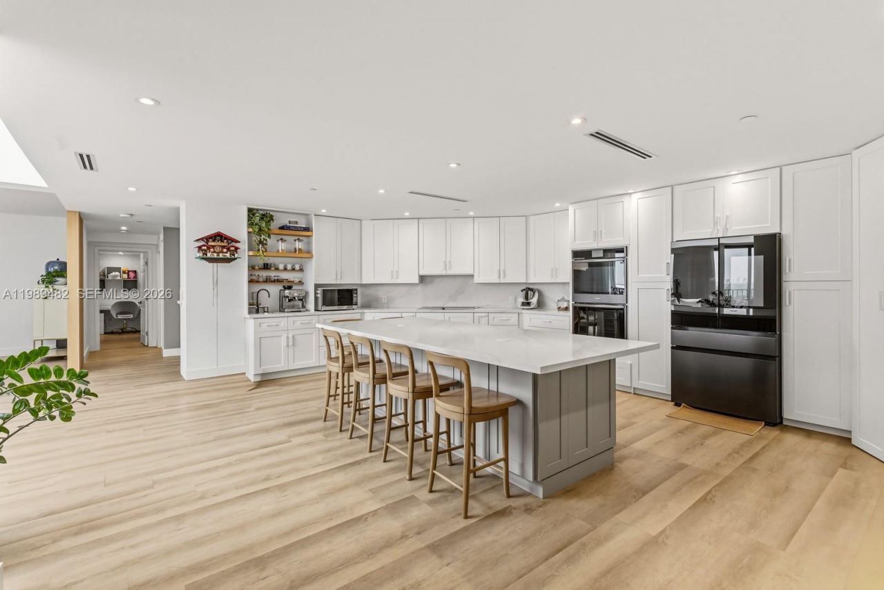 151 Crandon Blvd , Unit 1222, Key Biscayne, FL 33149 Photo