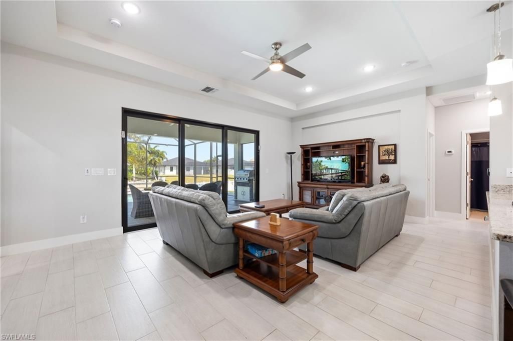 307 Gleason Pkwy, Cape Coral, FL 33914 Photo