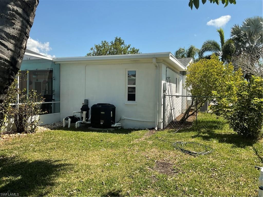 4617 Forest Glen Dr, North Fort Myers, FL 33903 Photo