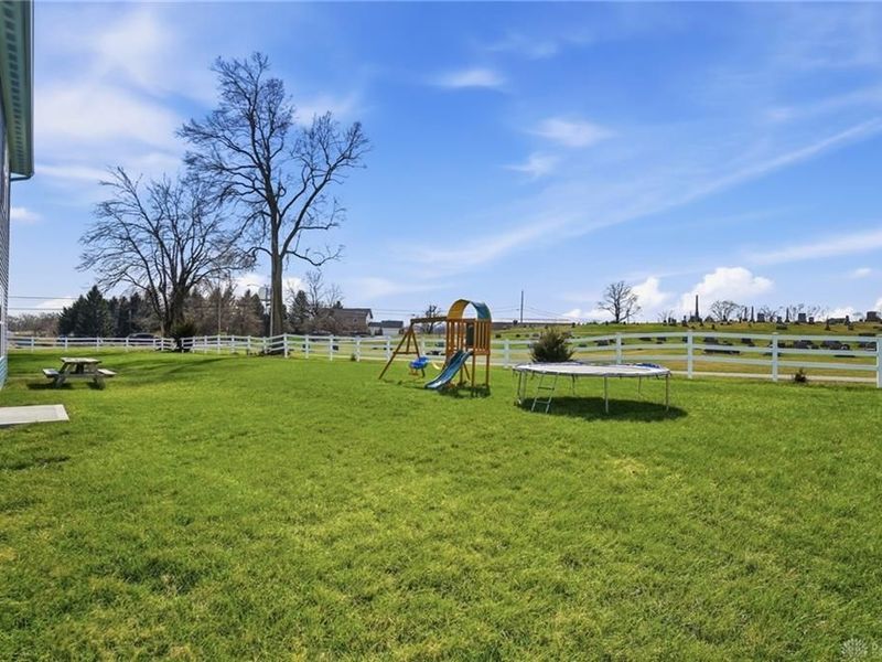 105 Clemmons Court, Union, OH 45322 Photo 44