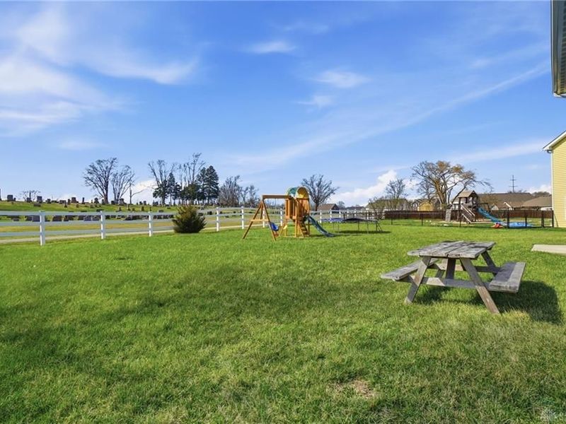 105 Clemmons Court, Union, OH 45322 Photo 45