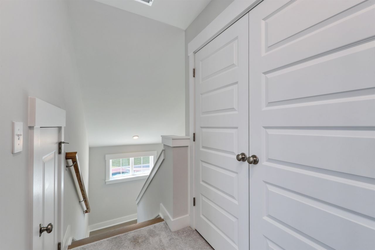512 Fanciful Way Photo 18
