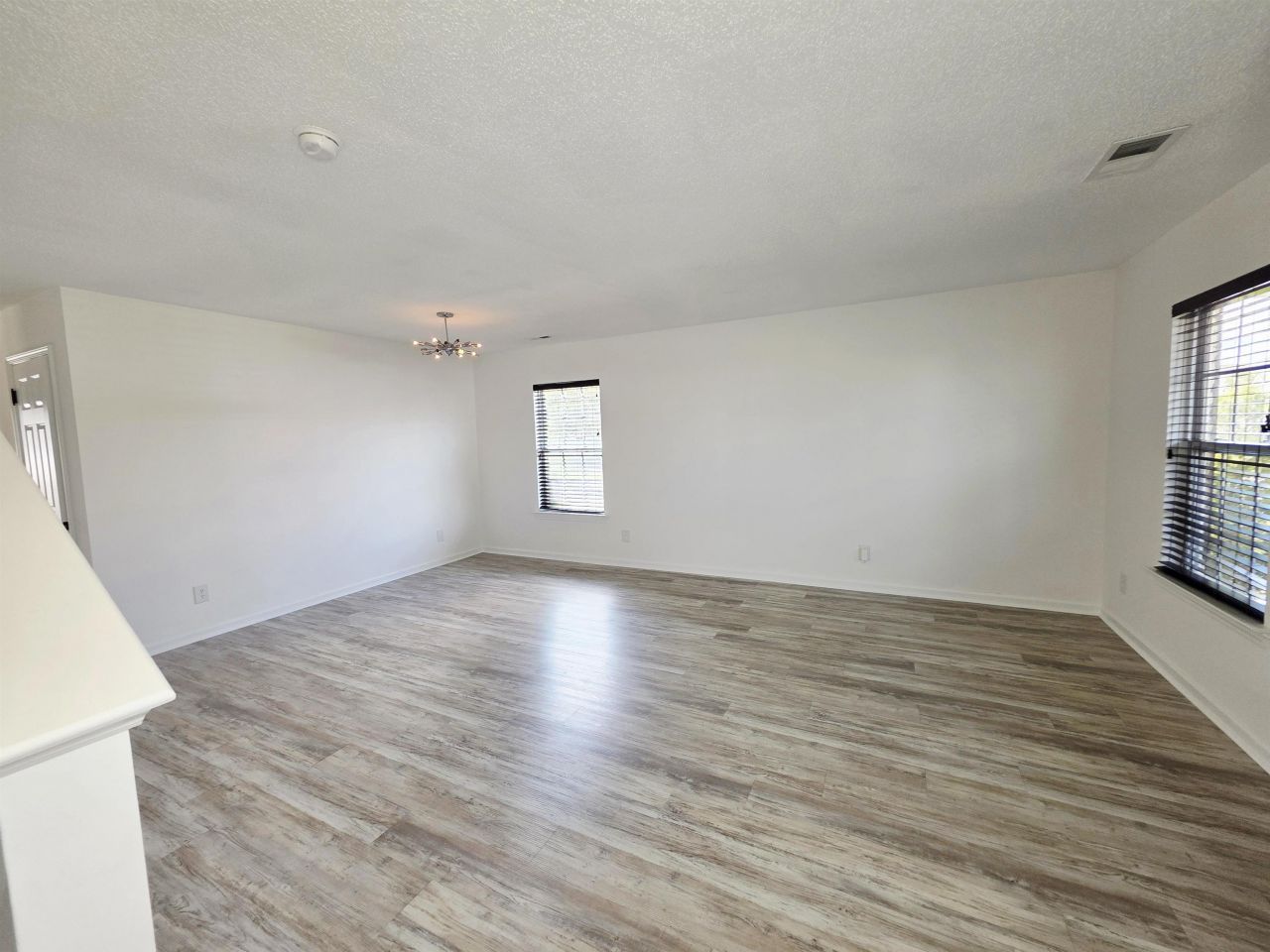 221 Palmetto Glen Dr. Photo 4