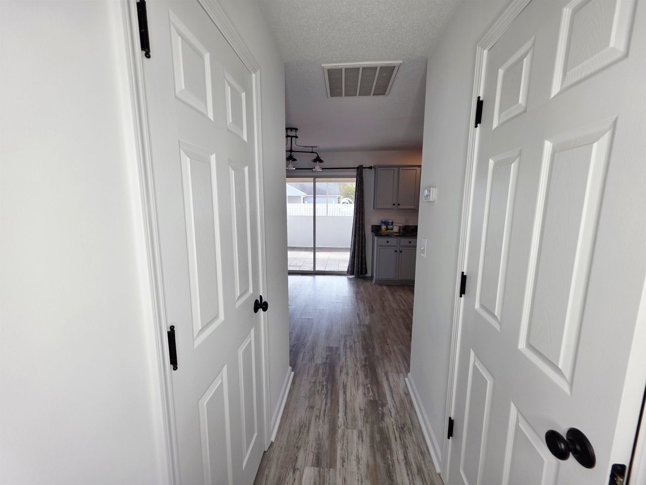 221 Palmetto Glen Dr. Photo 7