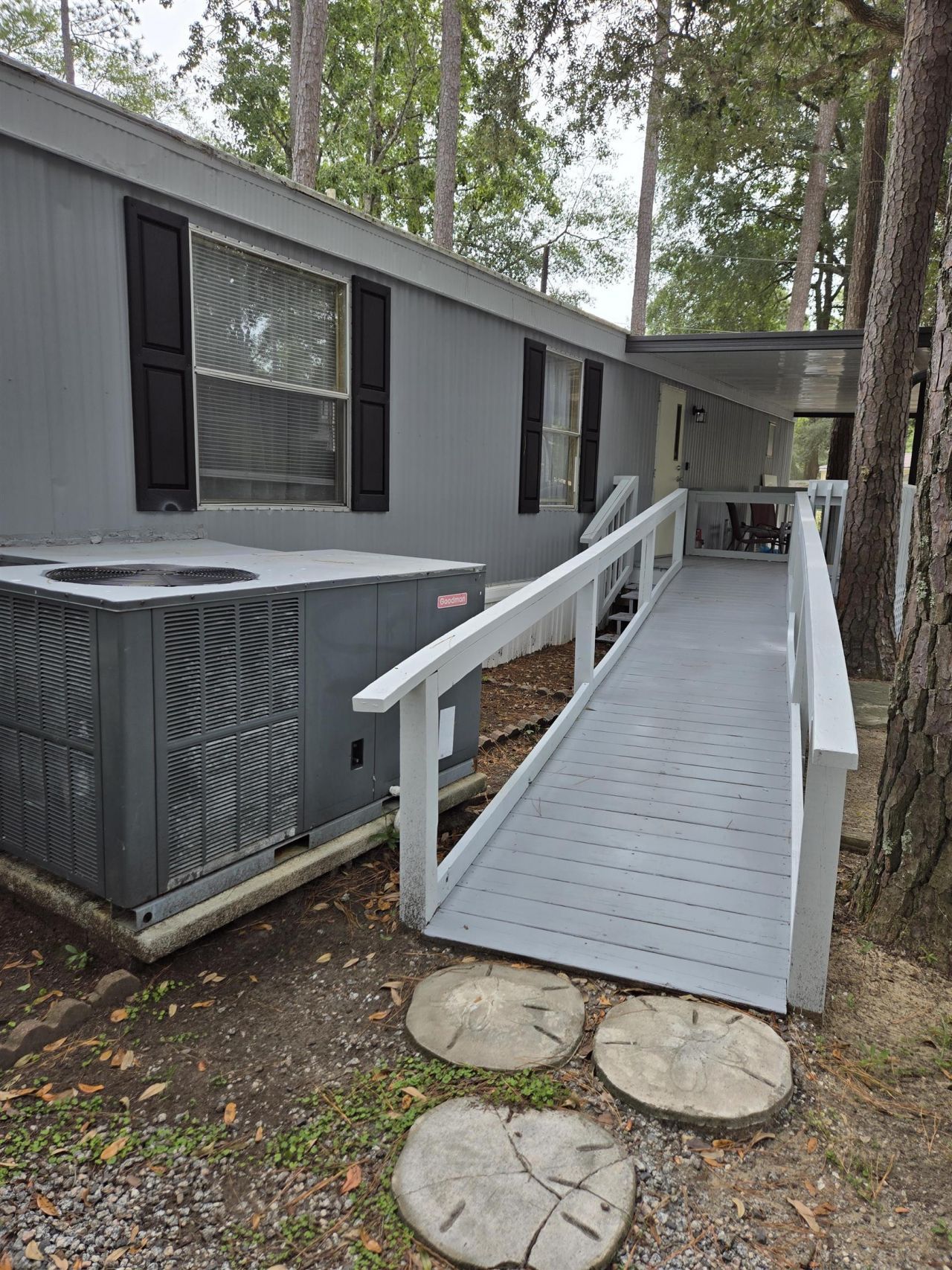 495 Clubhouse Rd.  Photo 5