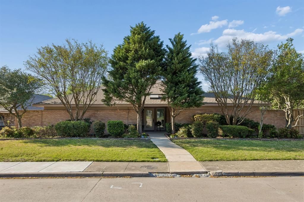 6802 Mccallum Boulevard, Dallas, TX 75252 Main Photo