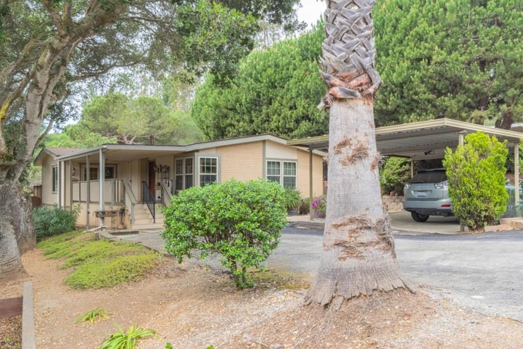 17633 Pond Derosa, Salinas, CA 93907 Main Photo