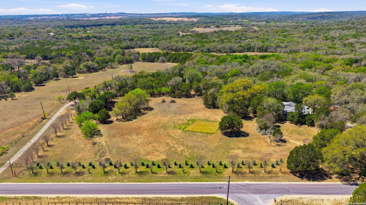 625 Mountain Laurel, New Braunfels, TX 78132 Main Photo