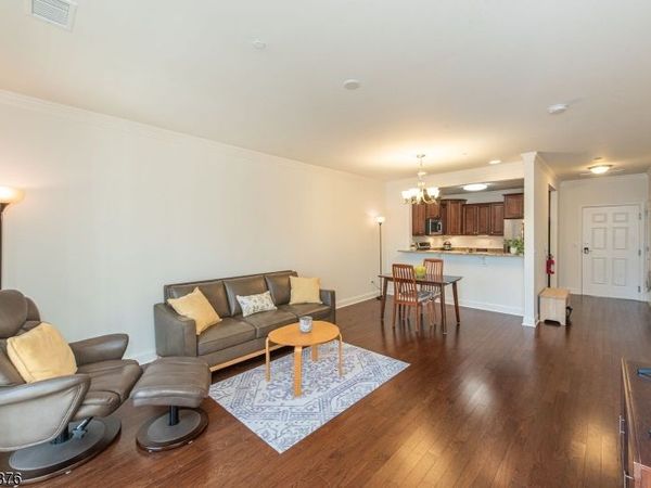 5211 Veterans Dr, Rockaway, NJ 07866