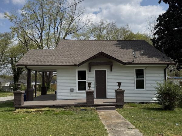 204 Hobson Ave , Shelbyville, TN 37160