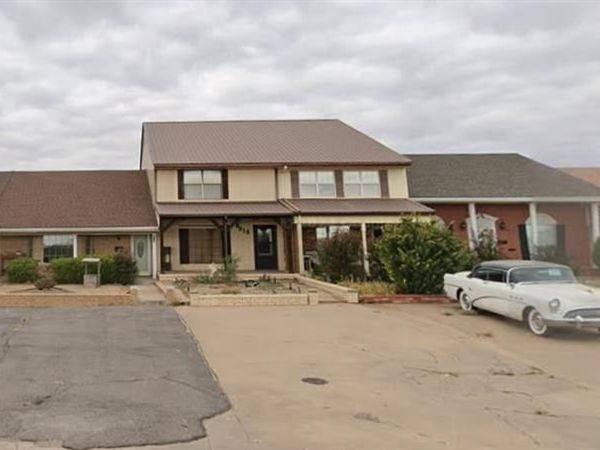 819 N Broadway Avenue, Hobart, OK 73651