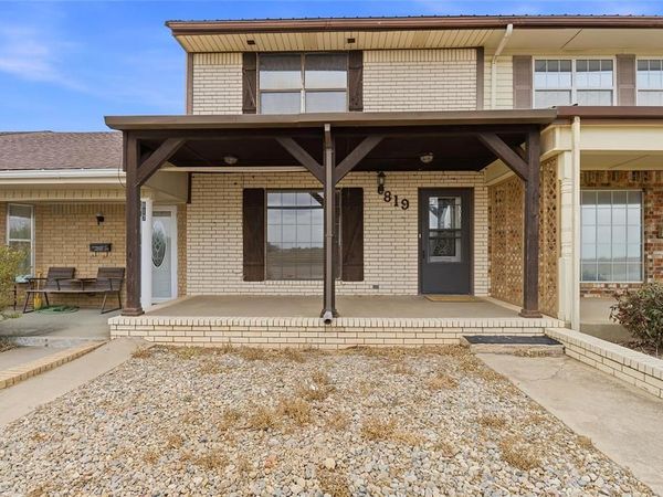 819 N Broadway Avenue, Hobart, OK 73651