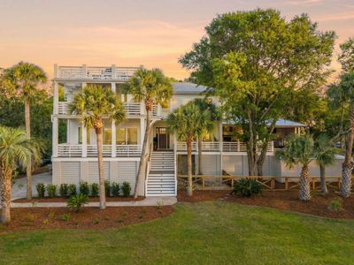 3200 Waterway Boulevard, Isle of Palms, SC 29451