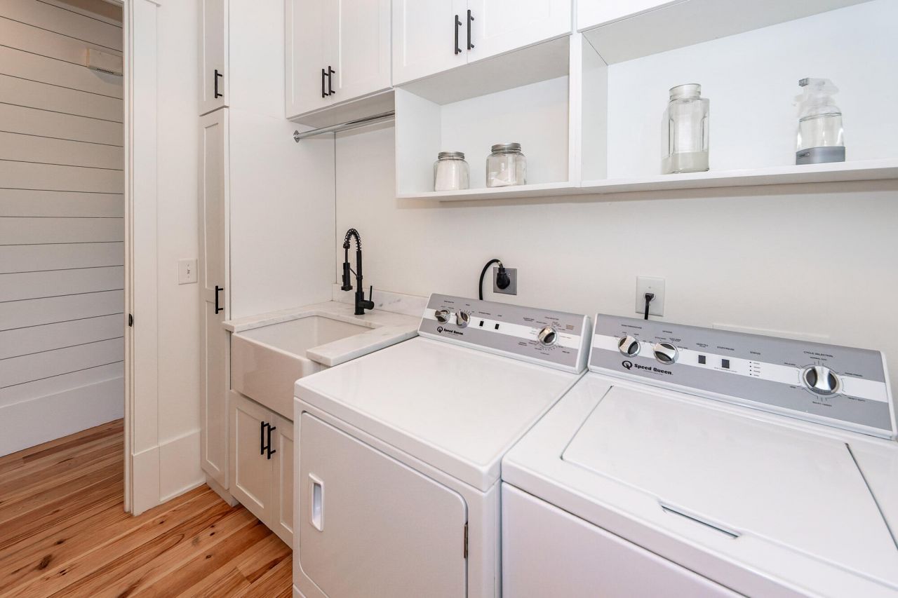 3200 Waterway Boulevard Photo 49