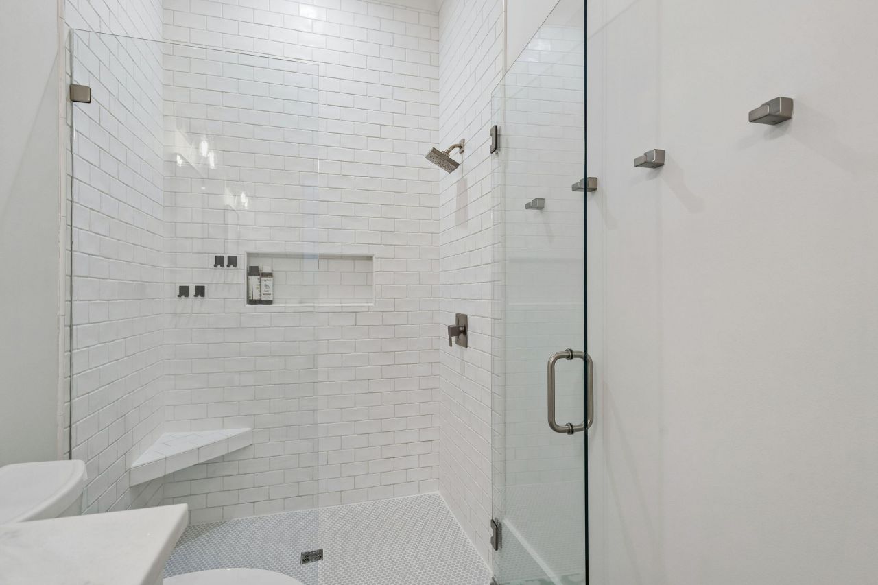 3200 Waterway Boulevard Photo 54