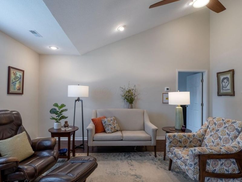 2849 Pleasantdale Drive, Lewis Center, OH 43035 Photo 14