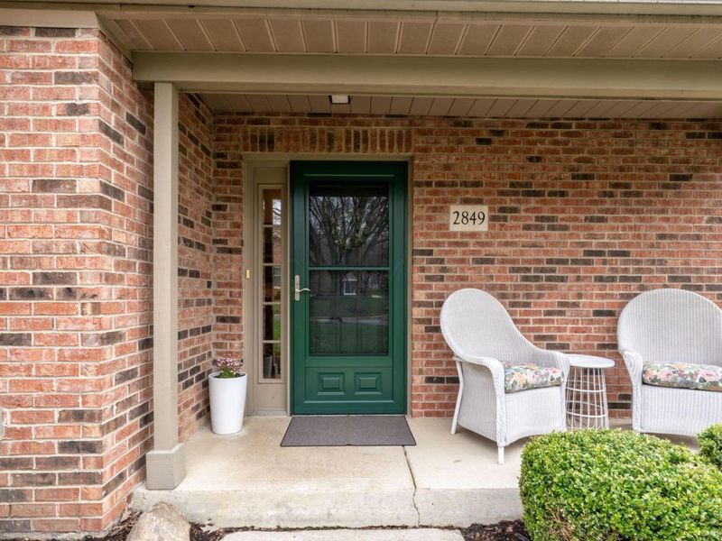 2849 Pleasantdale Drive, Lewis Center, OH 43035 Photo 2