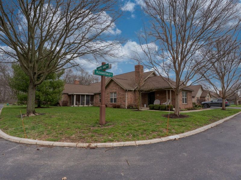 2849 Pleasantdale Drive, Lewis Center, OH 43035 Photo 3