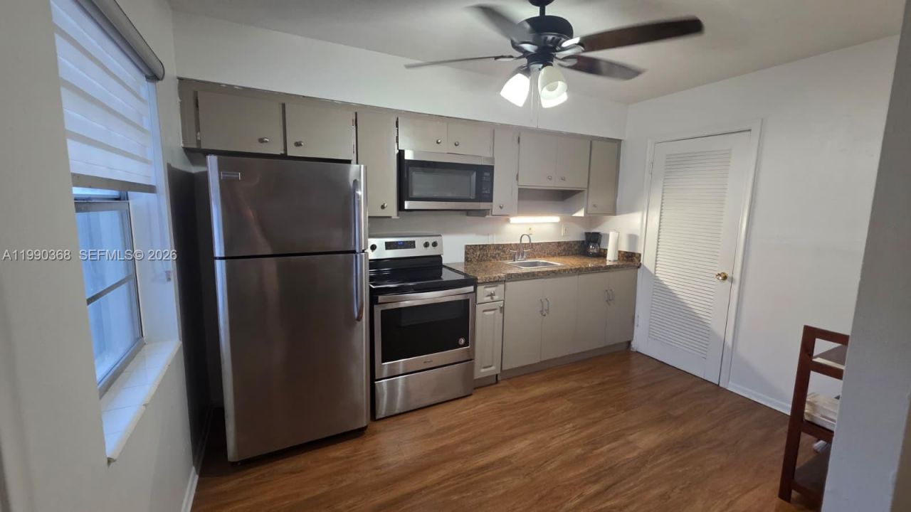 609 NE 6th Ct, Unit D, Boynton Beach, FL 33435 Photo