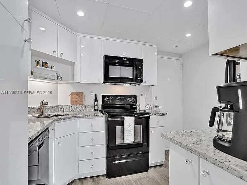 4010 Galt Ocean Dr , Unit 207, Fort Lauderdale, FL 33308 Photo