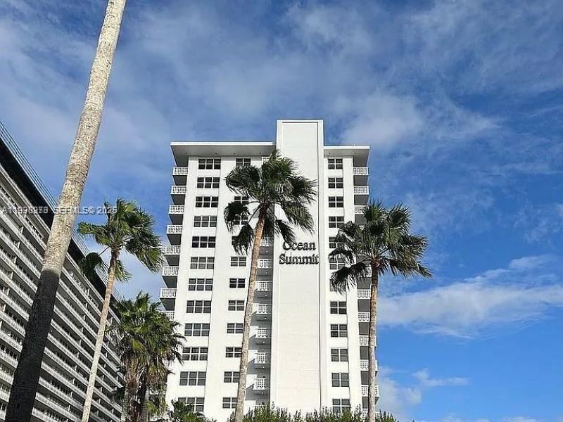 4010 Galt Ocean Dr , Unit 207, Fort Lauderdale, FL 33308 Photo