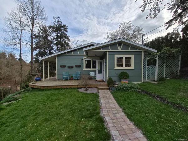 2942 Sherman Rd, Duncan, BC V9L 2B6
