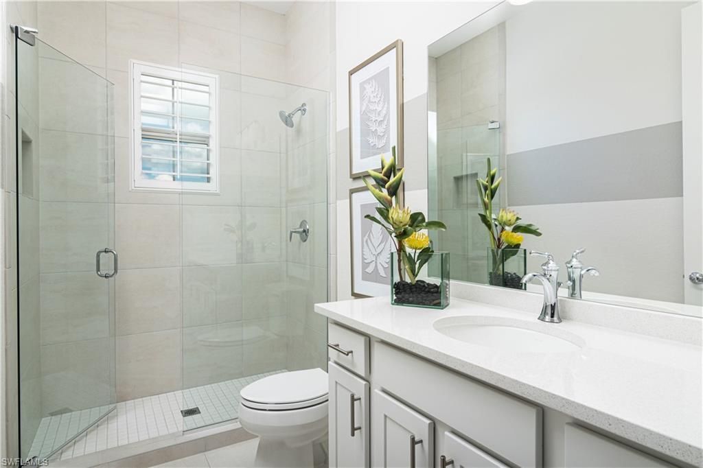 315 Indies Dr W, Unit 202, Naples, FL 34114 Photo